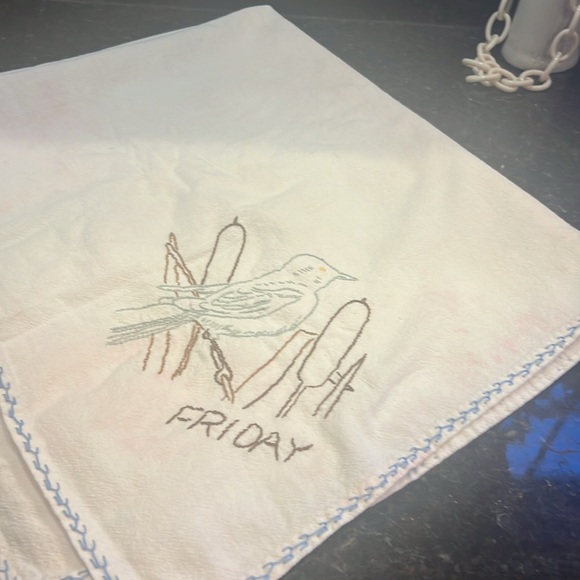 Vintage Handmade Embroidered "Friday" Linen - Picture 1 of 14
